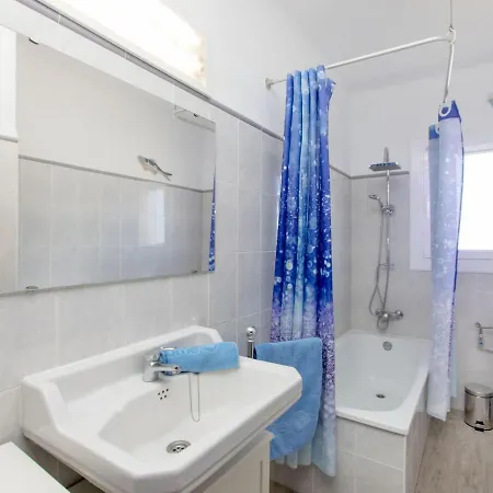 Romani By Interhome